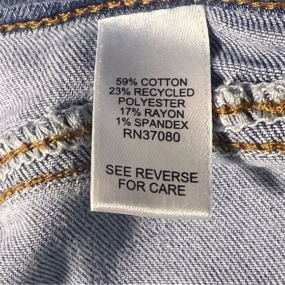 EST 1946 Women's Light Blue wide leg Jeans hi rise size 12 stretch super soft! - Picture 6 of 6